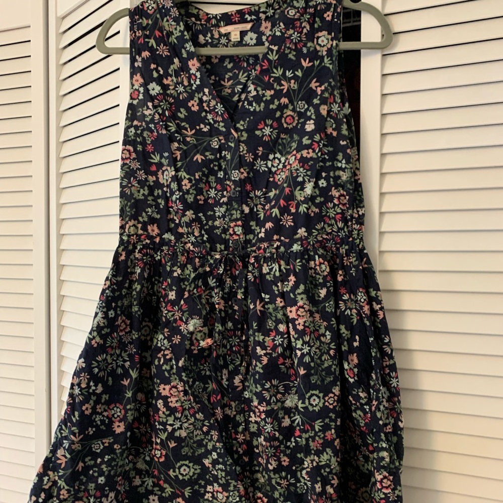 Floral V neck Gap Dress